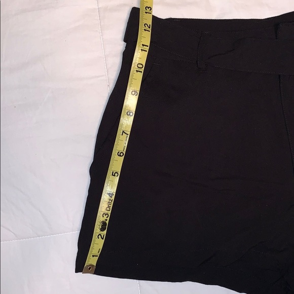 H&M Divided loose black fabric shorts - Picture 8 of 8